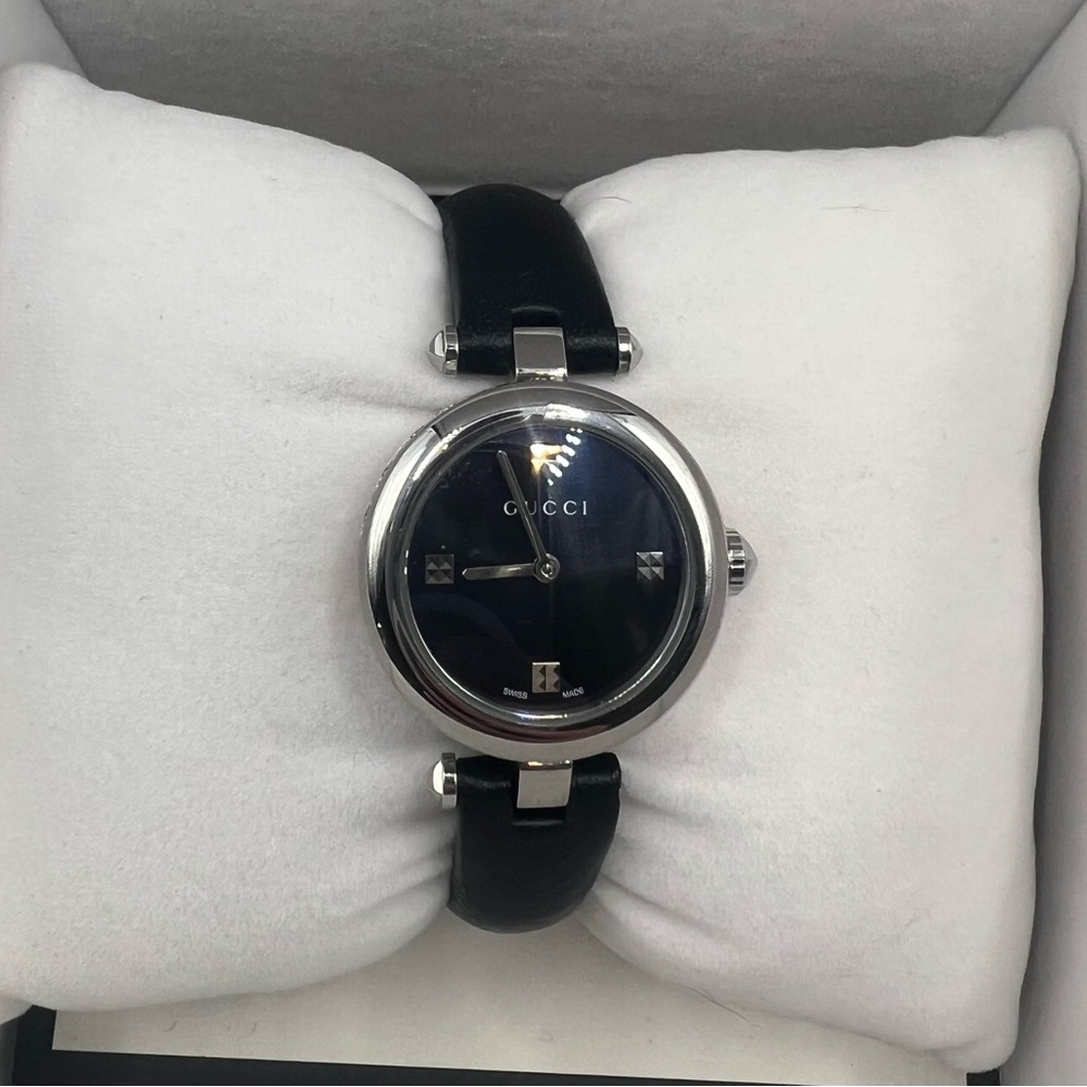 Gucci 141.5 Stainless Steel Swiss Made Women’s Watch Black Leather Band